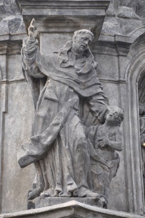 성 빈첸시오 페레르_photo by Ben Skala_on the Column of the Transfiguration in Chrudim_Czech.jpg